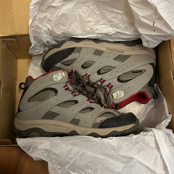 Big Kid's Moab 3 Mid Waterproof Boot - Picture 13 of 14